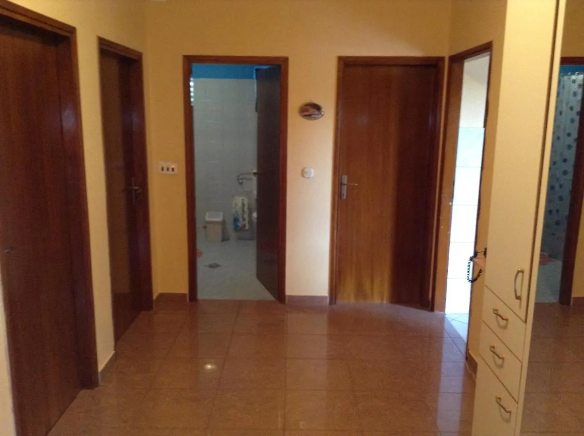 Apartments With A Parking Space Novigrad - 12572